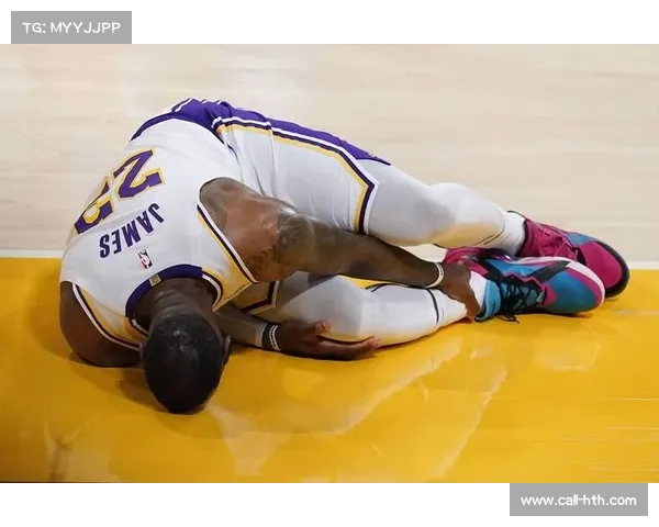 荷甲前进之鹰中场安特曼训练中脚踝扭伤预计休战三周 荷甲前进之鹰中场安特曼训练中脚踝扭伤预计休战三周